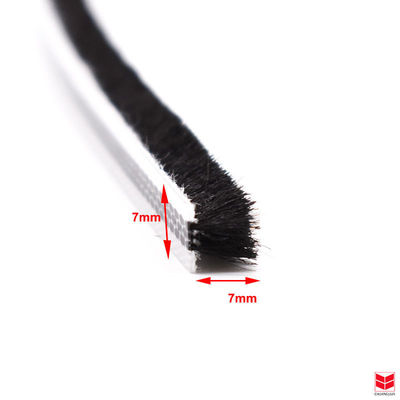 Dải chống côn trùng thời tiết 7 * 7 mm Tủ đồ gỗ với độ dính mạnh nóng chảy