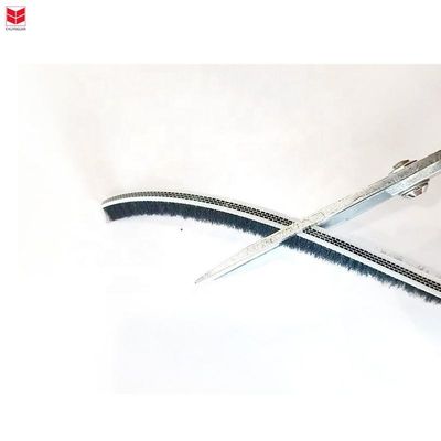 Cửa và cửa sổ Auminium Sunroof Không thấm nước Silicone Wool Pile Thời tiết Strip Seal Adhesive cho cửa trượt