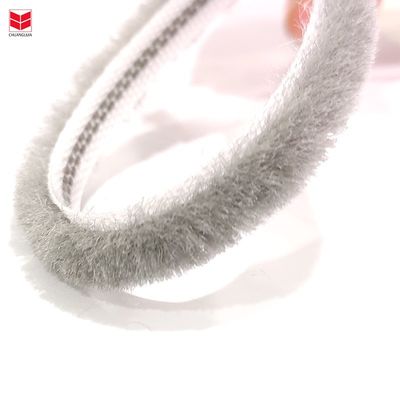 Không thấm nước Pp Thời tiết Bar Door Wool Pile Thời tiết Strip Phong cách thiết kế hiện đại