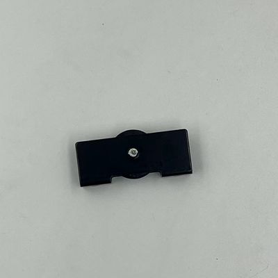 Thang máy cửa sổ bằng sắt với đường dẫn cửa trượt và các phụ kiện cuộn