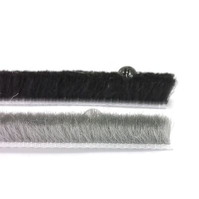 Chiều cao đống 3-25mm Cửa cửa khách sạn Cửa sổ chống âm Dây dệt đệm thời tiết Dải niêm phong tự dán Cọng niêm phong chống nước