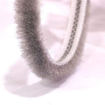 Căn hộ không dính sợi chải chải với chiều cao đống 3-25mm Và chiều rộng 3-50mm