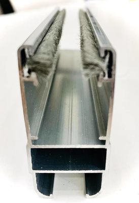 Lông gốm chống nước Ghi bàn chải Khóa thời tiết Cửa và cửa sổ Băng niêm phong cho căn hộ