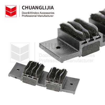 Dễ dàng lắp đặt Hệ thống cửa sổ nhôm phụ kiện nhựa Độ cao 3-25mm / chiều rộng 3-50mm